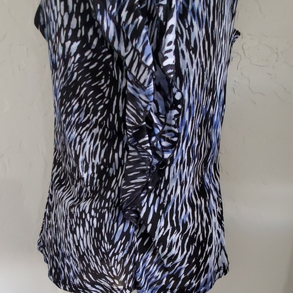 Blue & White Animal Print Sleeveless Top - Picture 3 of 8